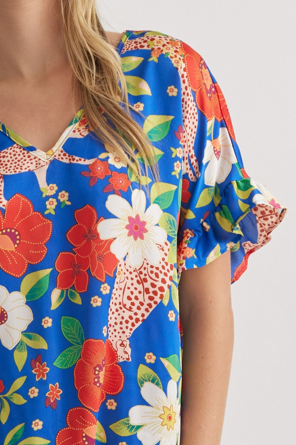 Floral v-neck short sleeve
